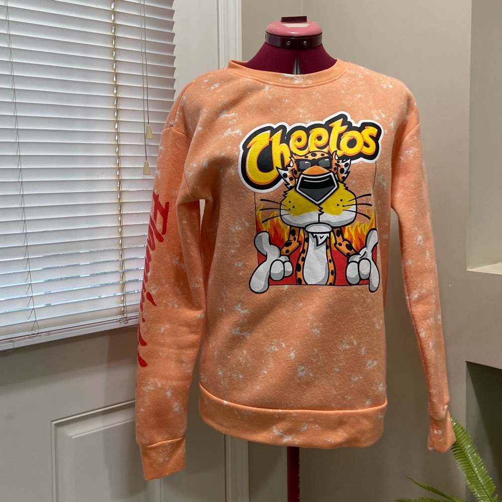 Cheetos unisex orange tone on tone long sleeves pullover sweater. Size S. Used.